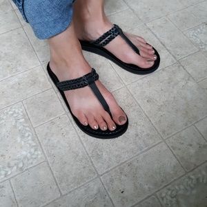 NWOT black leather sandals braided strap